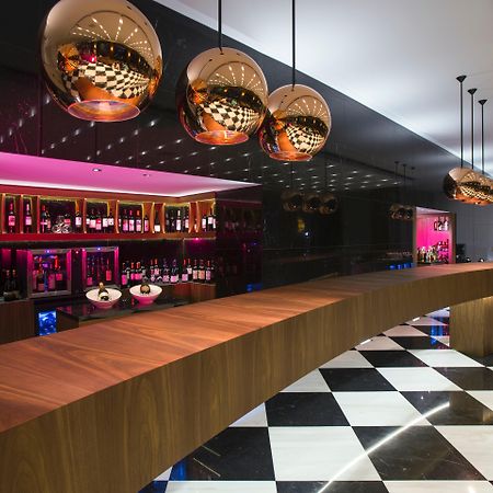 Aquila Atlantis Hotel Heraklion  Luaran gambar The bar at the Standard London