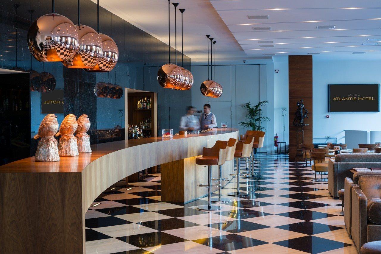 Aquila Atlantis Hotel Heraklion  Luaran gambar The lounge at the airport