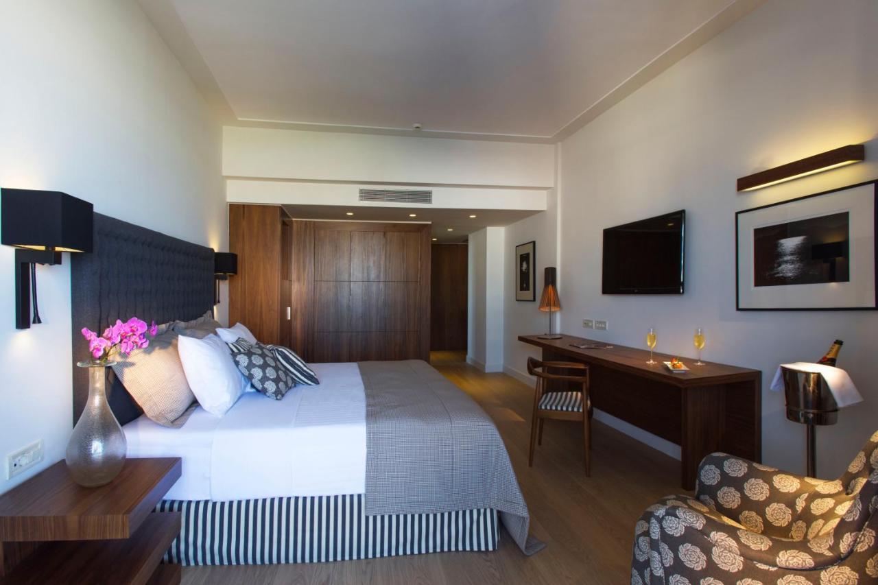 Aquila Atlantis Hotel Heraklion  Luaran gambar A room at the hotel